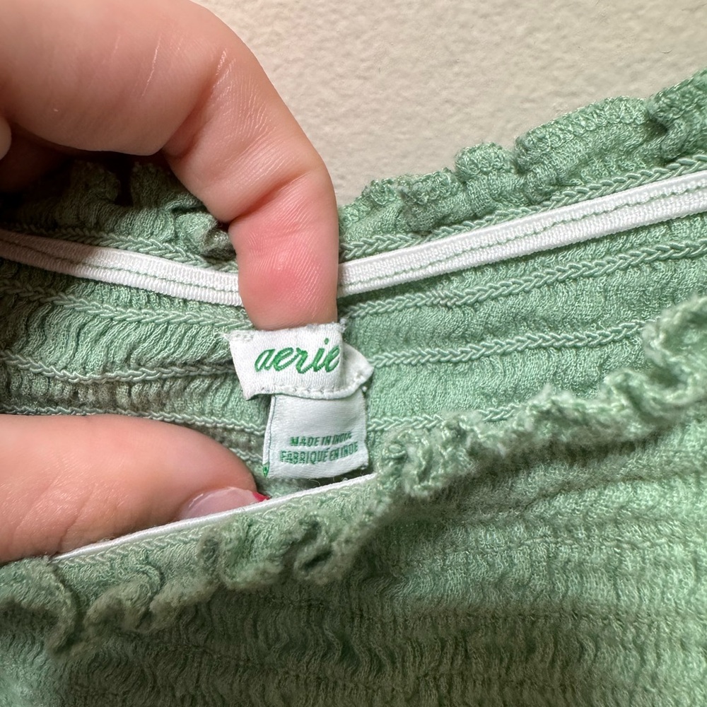 Aerie Jungle Thrills Green Smocked Crop Tank Lettuce Trim - Picture 4 of 6